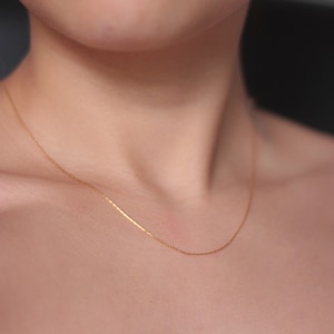 Dainty necklace 0.5mm, fine thin necklace, minimalist choker zdjęcie 2