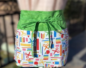 Teacher Half Apron: Three Pocket Cotton Vendor Apron