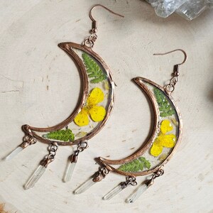 Pressed Flower & Fern Resin Earrings Copper Electroformed Large Crescent Moon Quartz Points Buttercup Statement Jewelry image 2