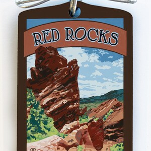 Adorno: Rocas rojas