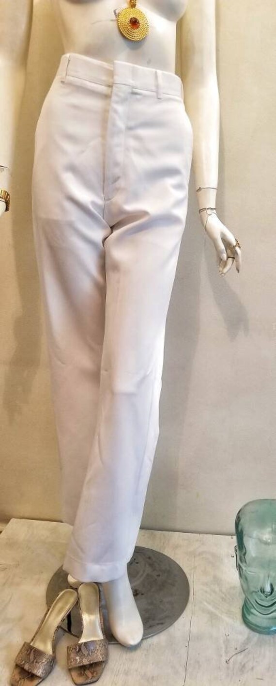 Vintage Quarterdeck Collection 32R DSCP White Sail