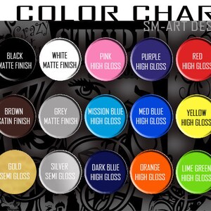 K&ouml;nnte beinhalten: Farbkarte mit 12 verschiedenen Farben und Ausf&uuml;hrungen. Die Farben sind Schwarz, Wei&szlig;, Rosa, Lila, Rot, Braun, Grau, Missionsblau, Mittelblau, Gelb, Gold, Silber, Dunkelblau, Orange und Limettengr&uuml;n. Die Ausf&uuml;hrungen sind matt, satiniert, hochgl&auml;nzend und seidenmatt.