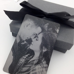 Tarjeta de billetera con foto - Inserto de billetera de metal personalizado - Grabado con su foto, escritura a mano o fuente - Nota de amor con foto personalizada para él o ella