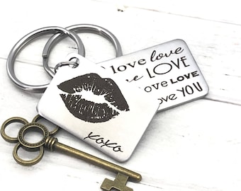 Love You xoxo Kiss Keychain - Choose our Font Options or your handwriting (HW) - Personalized Stainless Steel, Rectangle, Friendship Gifts