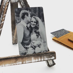 Billetera de metal con foto: agregue su texto escrito a mano o con fuente grabada en la parte posterior: notas de amor grabadas con láser: regalos de San Valentín personalizados 2025
