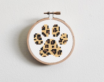 Leopard Paw Print Cross Stitch Pattern