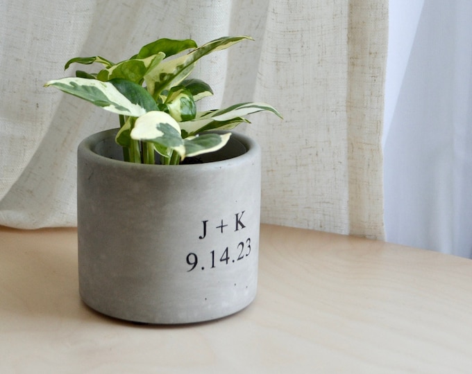 Custom Text Planter: Personalized Wedding Engagement Gift