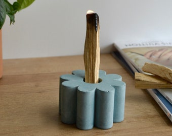 Palo Santo Holder | Studio Sale | Candle Holder | Flower concrete base | Incense holder