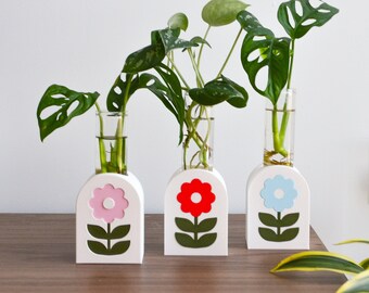 Flower Power Propagation Vase: 3D Printed Wall Hanging
