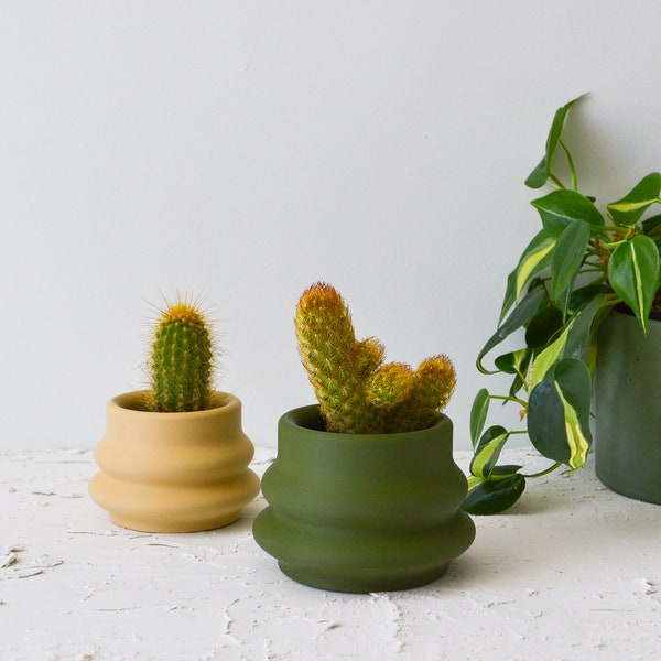 Succulent planters, Great planters for small plants, cacti, bubble planter, ribbed planter, mid-century modern planter, eco-friendly planter