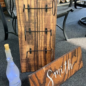 Last name sign