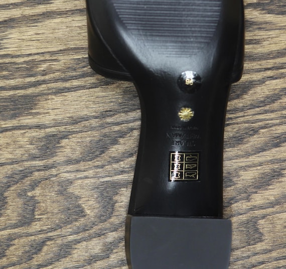 Stuart Weitzman Cayman 35 Block Heel Slides Se013… - image 9