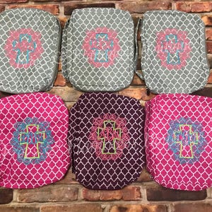 Housse de protection biblique avec monogramme, cadeau chrétien à fermeture éclair pour cadeau d'anniversaire, livre d'idées, pochette de protection en microfibre, motif quadrilobe image 6