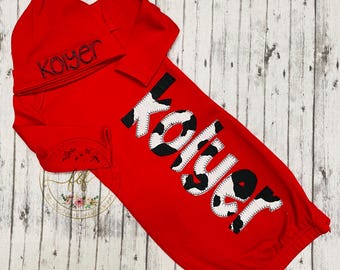 Robe imprimée vache tenue d'hôpital retour à la maison bébé monogramme vêtements nouveau-né coton dormeur ferme thème style méridional vêtements pour bébés faits main