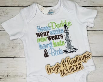 Oilfield Baby Outfit Expecting Mother Baby Shower Gift Idea Custom Monogram Bodysuit Personalized Newborn Clothing Petroleum Industry Tshirt