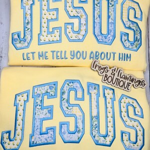 Faith Expression Sweatshirt Christian Message Apparel Jesus Appliqué Design Religious Clothing Collection Butter Yellow Crewneck Comfortable Fit Witness Wear Everyday Faith Attire Church Clothing Youth Group Wear Bible Study Outfit Butter Yellow Crewneck