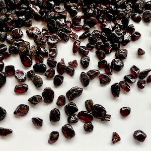 1/2 lb Bulk Tumbled Red Garnet Chips - Natural Polished Crystals - Small Healing Gemstone - 4 - 9 mm - India - 8 oz