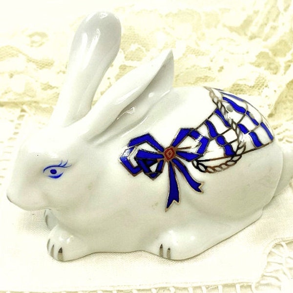 Vintage Elizabeth Arden Pomander, 1993 / Rabbit Figurine / Blue and White Decor / Porcelain Sachet Potpourri Pomanders