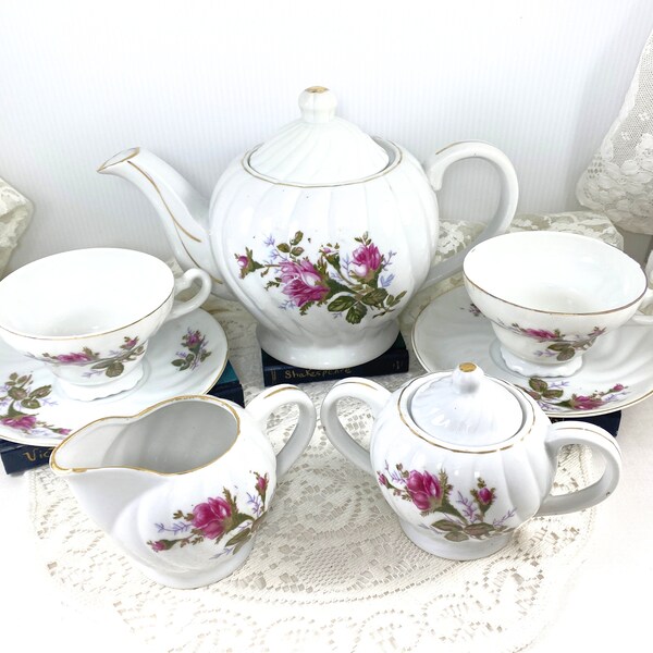 Moss Rose Musical Teapot Set | Creamer and Sugar Bowl with Lid | 2 Teacups and Saucers