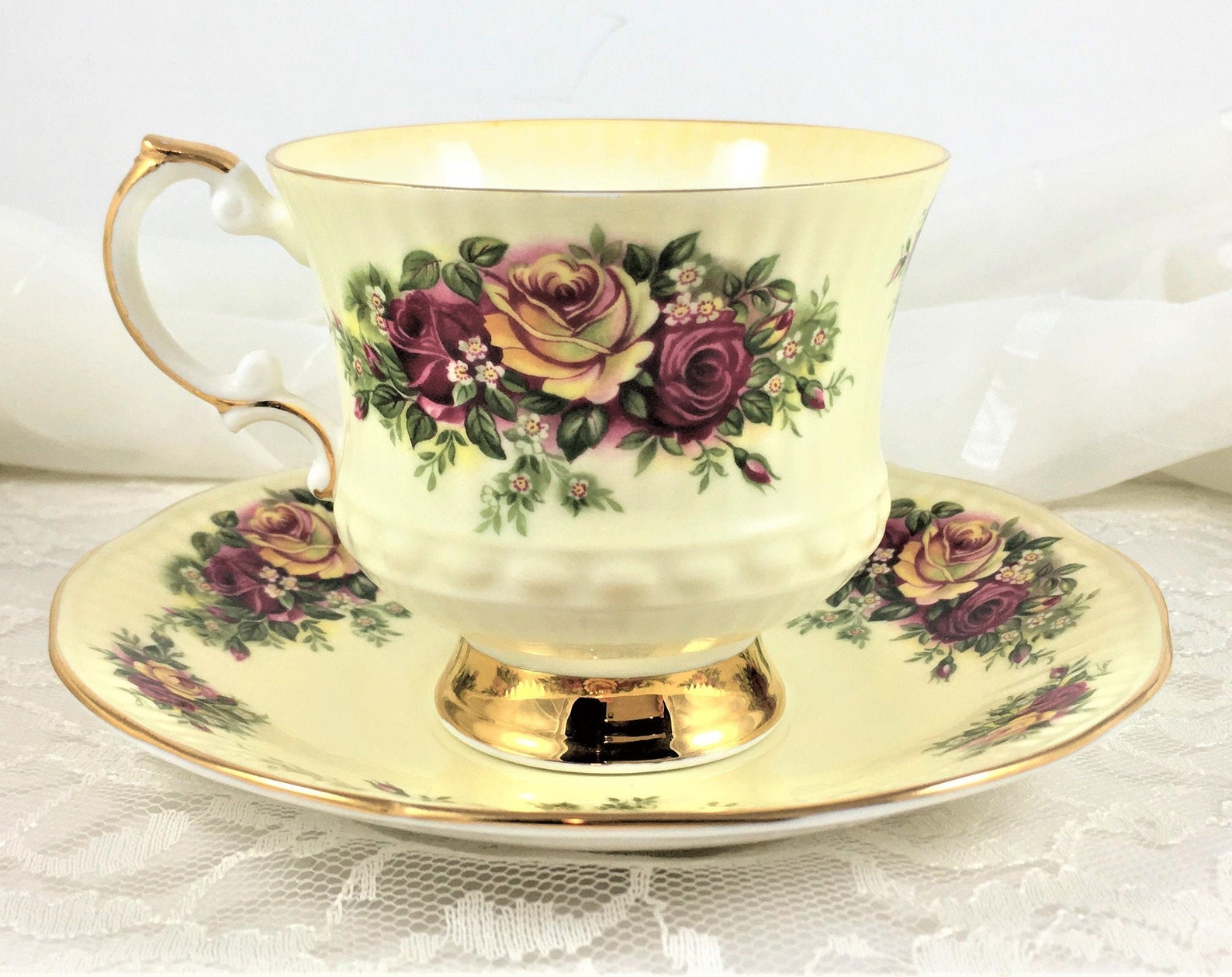 Elizabethan Tea Cup and Saucer Ribbed Yellow Roses Gift Etsy