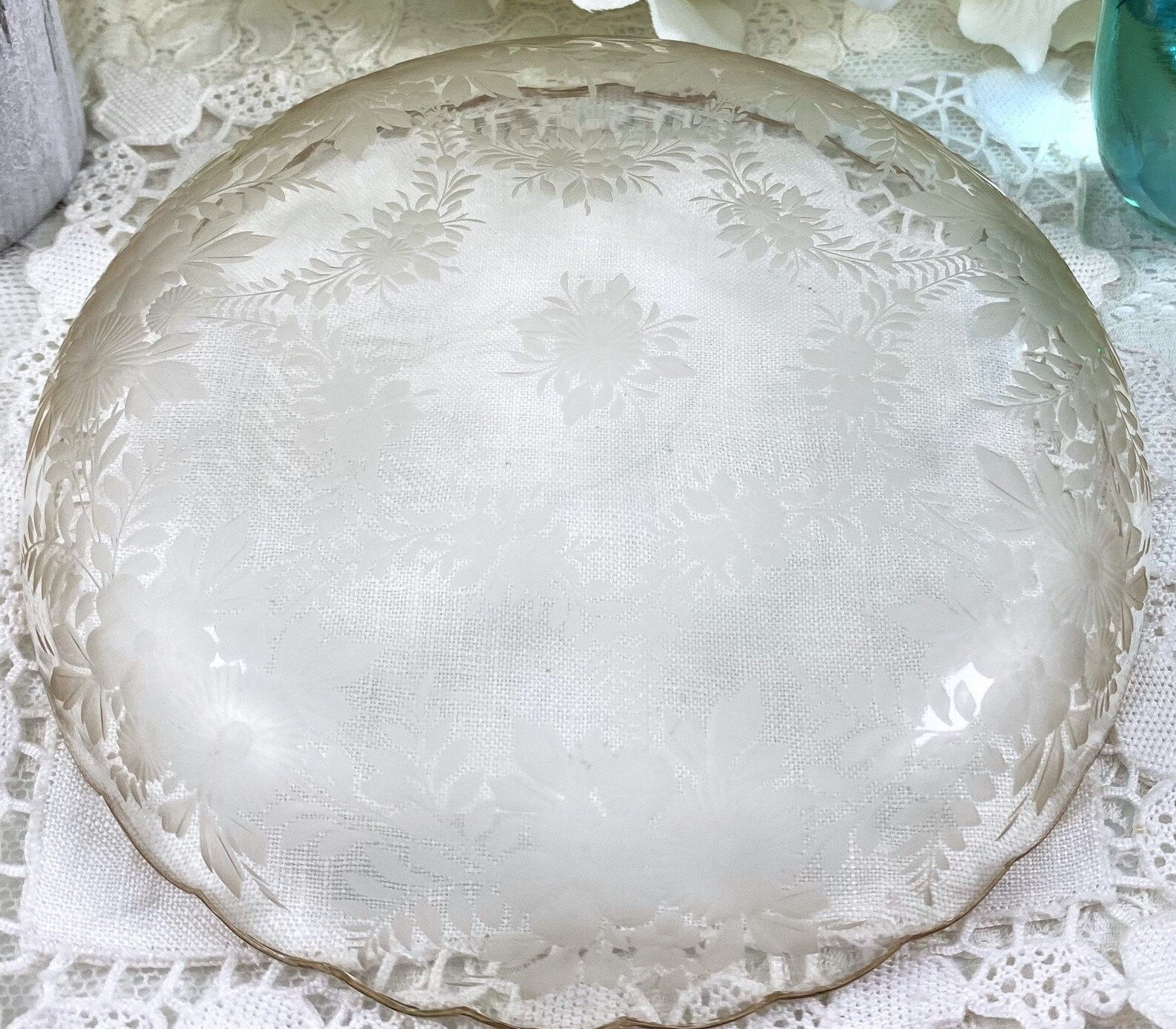 Etched Glass Dishes / Set of 2 Flower Etched Gold Rim Dishes Etsy