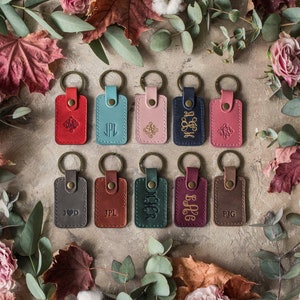 Personalized leather keychain, leather initial keychain personalized, key chain customized leather keychain for women, men leather key fob