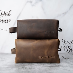 Leder Kulturbeutel personalisierte Trauzeugen Geschenke Leder Dopp Kit personalisiertes Geschenk für ihn Herren Dopp Kit für Männer, einzigartige Buchstaben Bild 3