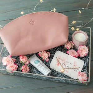 Bolso de maquillaje de cuero Ideas de regalo de dama de honor personalizadas bolso de maquillaje para mujeres Estuche de maquillaje de cuero bolso de maquillaje bolso de tocador de cuero monograma