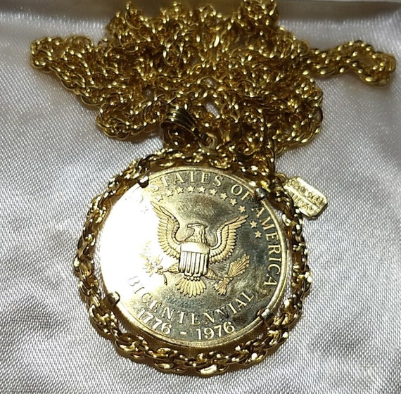 Gold Tone Vintage Avon Bi Centennial Coin Necklace