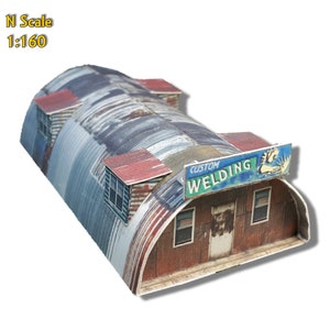 Échelle N Taille 1:160 ou Échelle Z 1-220 Bâtiment Papier cartonné prédécoupé Bâtiment Quonset Cabane pour train miniature ou Diorama