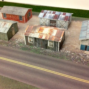 Kits de papel cartão para galpões envelhecidos em escala N 1/160 ou Z 1/220 ou calibre T - artesanato em papel para trens modelo ou diorama em escala N/Z