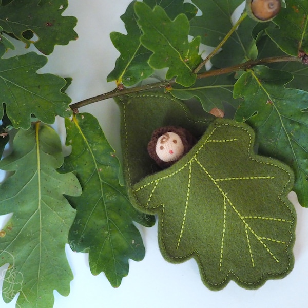 Acorn doll, woodland baby, oak leaf, Waldorf pocket doll, tiny baby doll, pixie doll, steiner doll, felt oak leaf