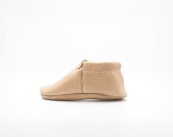 BEIGE || loafer moccasin