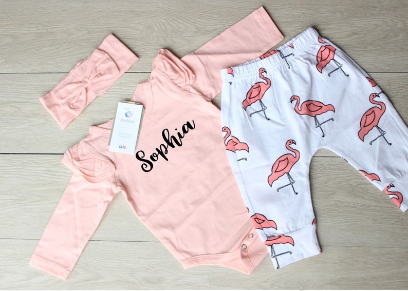Let/'s Flamingle Outfit Baby Girl Flamingo Outfit Name Bodysuit Flamingo Pants and Matching Headband Coral Flamingo Outfit Coming Home Outfit