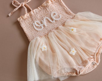 One Romper First Birthday Outfit First Birthday Romper Hand-embroidered One in off white color with daisy flowers