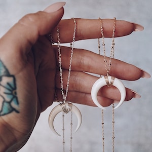 Moon necklace, Crescent moon necklace, Horn necklace, Double horn necklace, Crescent necklace, White horn necklace, Boho horn necklace