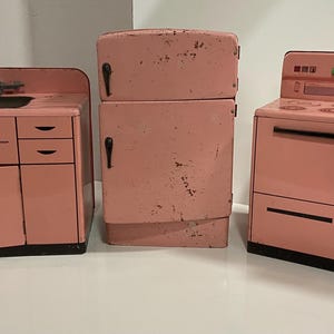 Wolverine Pink Stove - Etsy