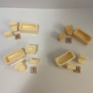 Your choice of Marx dollhouse bathroom furniture sink bathtub hamper toilet ivory