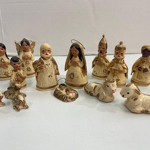 Mexican folk art chalkware 14 piece Nativity Holy Family angel wise men sheep animals