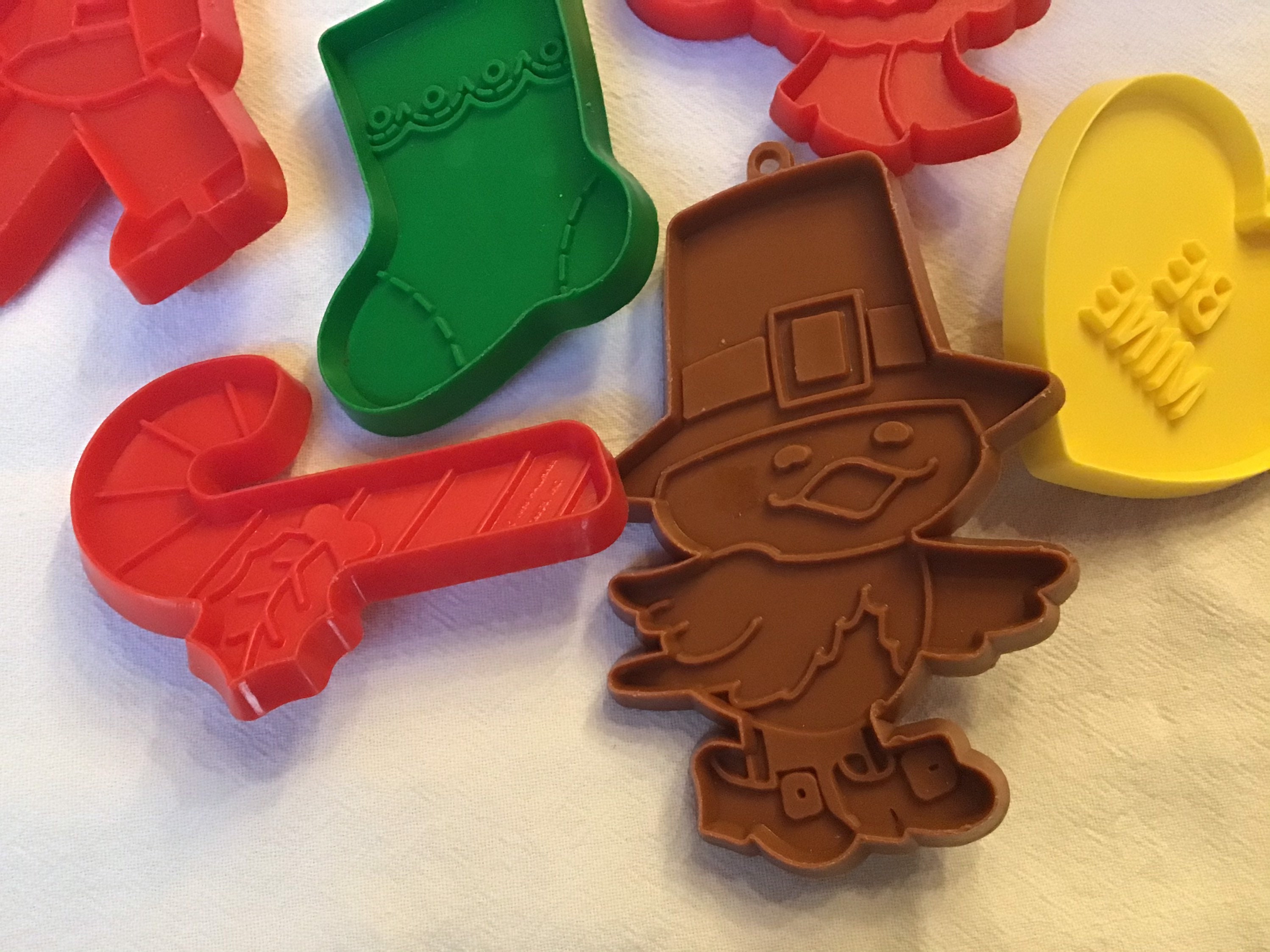 Set of 6 Holiday Hallmark Cookie Cutters Christmas - Etsy