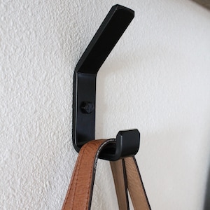 wall mounted black bag hook