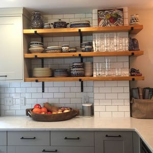 open shelving kitchen brackets