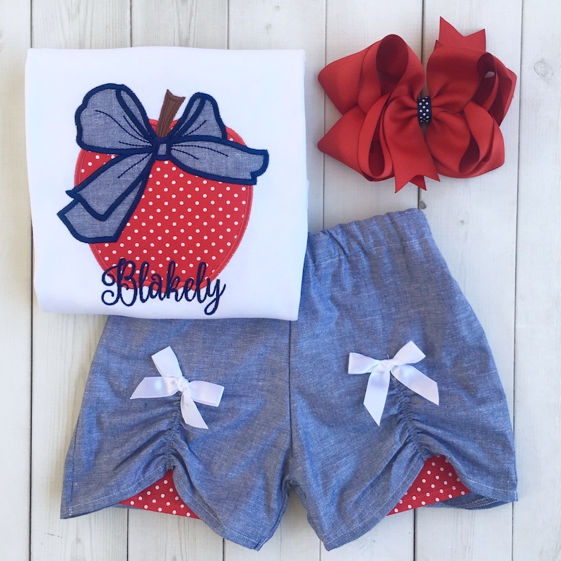 Back To School Outfit for girl, Girls First Day of School, Kindergarten Shirts, Personalized Toddler Outfits, Any Grade Custom Short Set bild 5