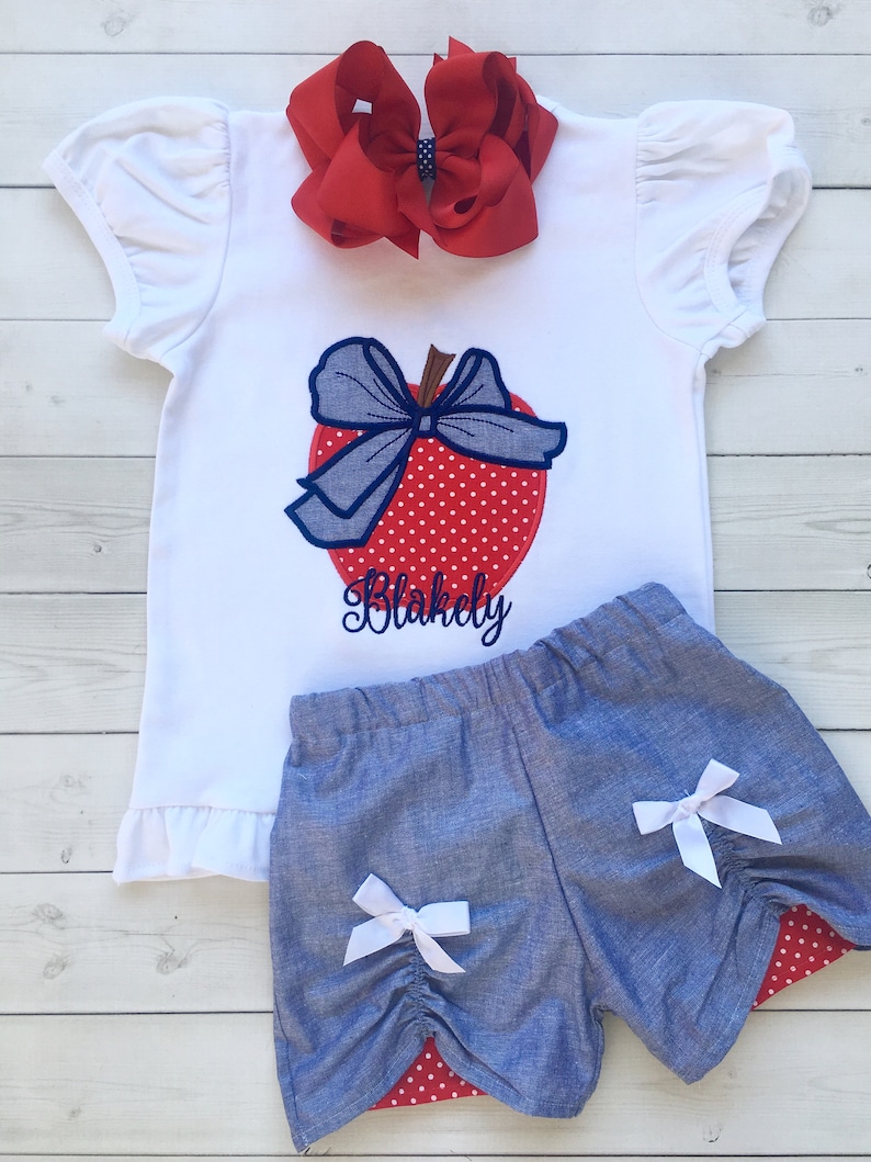 Back To School Outfit for girl, Girls First Day of School, Kindergarten Shirts, Personalized Toddler Outfits, Any Grade Custom Short Set bild 4
