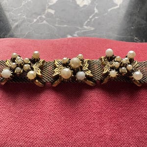 Vintage Gold Tone Mesh Bracelet - Faux Pearls Floral Design