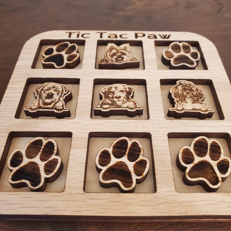 Tic Tac Toe / Tic Tac Paw / Engraved Wood toy / Add your dog's breed image 2