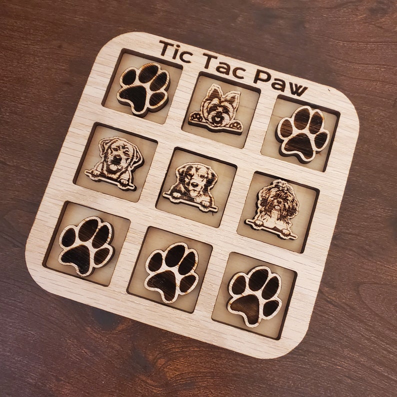 Tic Tac Toe / Tic Tac Paw / Engraved Wood toy / Add your dog's breed image 1