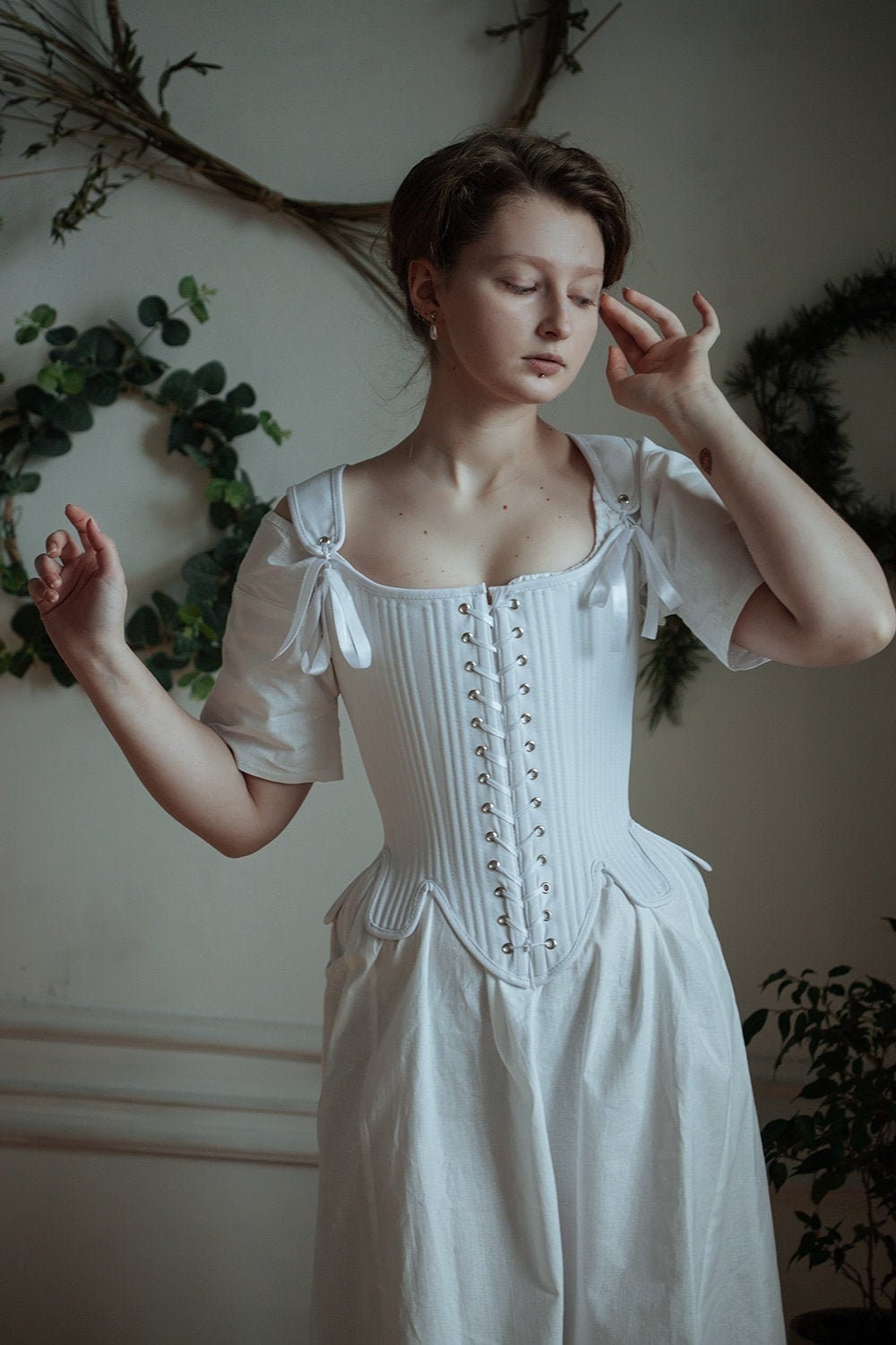 Historical Corsetry: Sewing a Late 16th Century Pair of Bodies