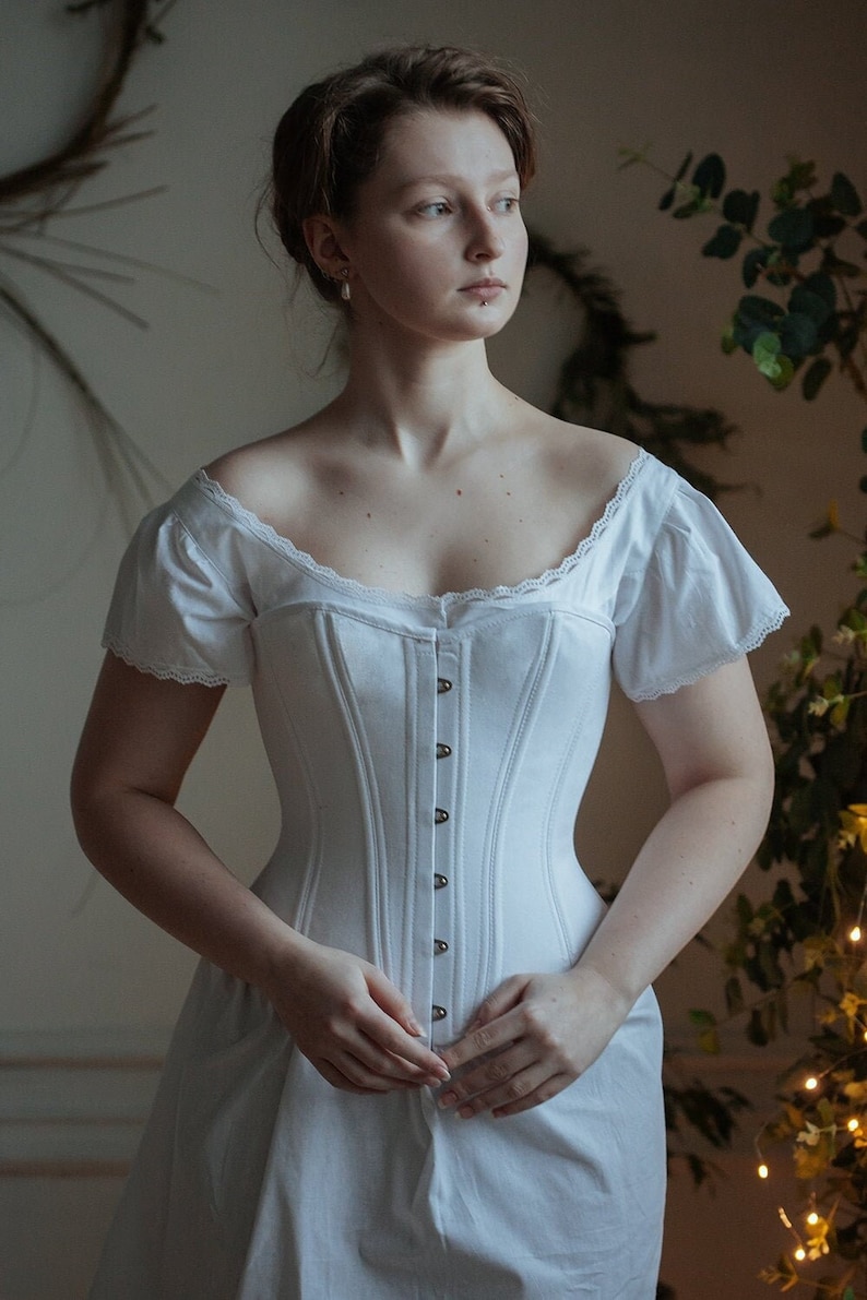 Victorian Lingerie – Underwear, Petticoat, Bloomers, Chemise     Civil War period middle 19th century corset 1840-1860s Victorian corset Romantic era 1840s 1850s 1860s corset  AT vintagedancer.com