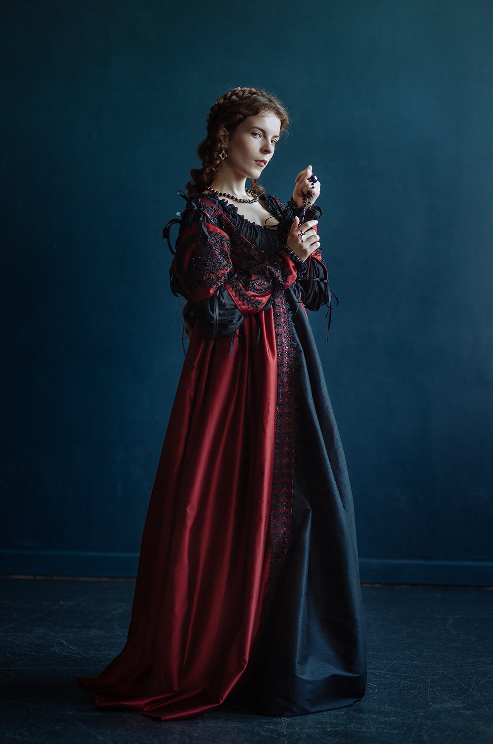 red and black renaissance dress #Repost @victorialovelace , Renaissance dress red king brocade ,  Renaissance mens coat red king brocade , #burleska #gothicfashion  #historicalfashion